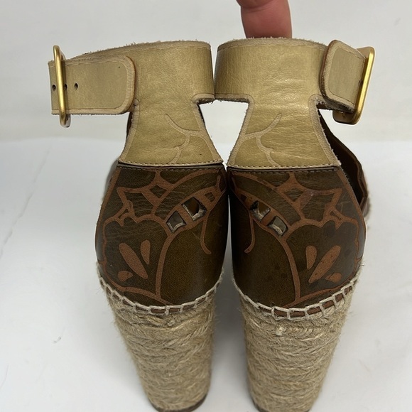 Chloé Sz 39/US 9 Brown Tooled Laser Cut Platform Wedge Espadrille Sandals - Picture 7 of 12
